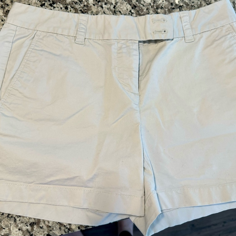 Adorable Vineyard Vines shorts, Still in great shape just too big for me now.